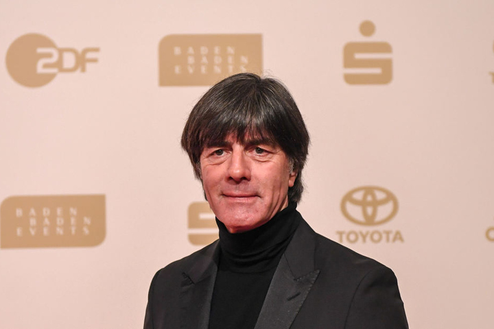 Hat Terodde bisher noch nicht berufen: Fußball-Bundestrainer Joachim Löw (58) vor der Wahl zum "Sportler des Jahres" am 16. Dezember.