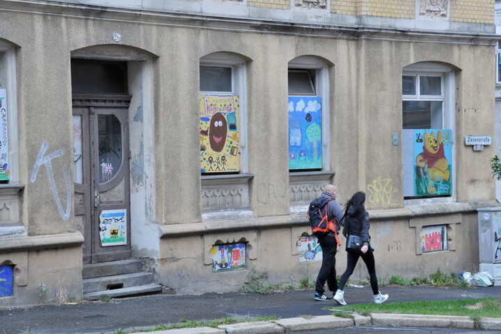 Tristesse vor vergammelnden Fassaden. Der Stadtteil bleibt das Sorgenkind der Stadt Chemnitz.