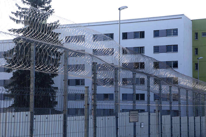 In der JVA Chemnitz hatten zwei Frauen über die Anschlagspläne gesprochen und damit die Ermittlungen angestoßen.