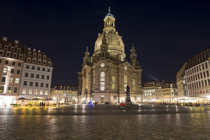 Ein Dieb flüchtete am Montagmorgen vor der Polizei auf die 67 Meter hoch gelegene Aussichtsplattform der Frauenkirche.