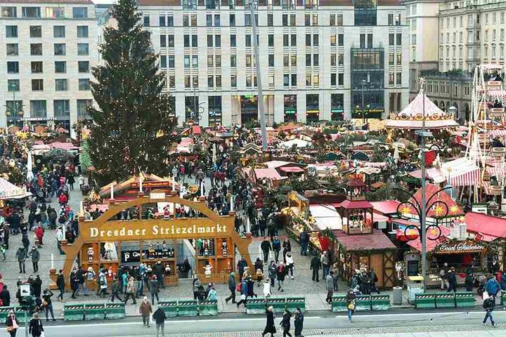 Wie immer ein Besuchermagnet: Weihnachtliche oder winterliche Motive sollen den Striezelmarkt 2018 schmücken.