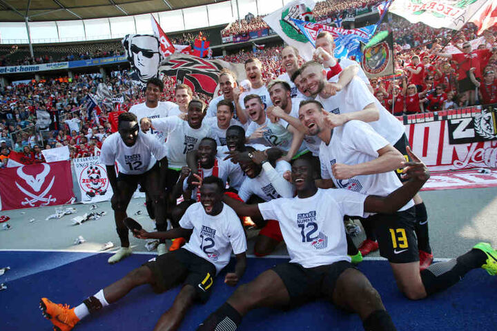 Grenzenloser Jubel: Mit dem Kantersieg bei der Hertha sicherte sich RB Leipzig erneut einen Platz im Europapokal.