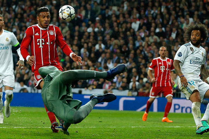 Selbst Super-Stars wie Marcelo und Ribery (v.r.) waren von der Intensität der Aktionen und der Wucht des Spiels erstaunt.