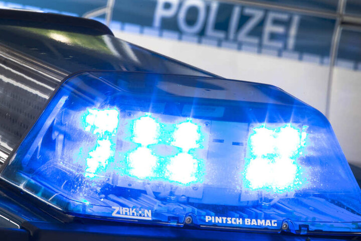 Die Polizei ermittelt in einem Mordfall in Bremen. (Symbolbild)