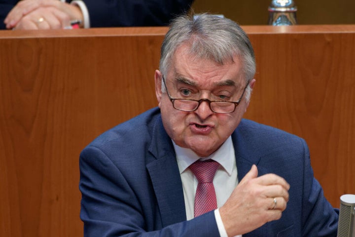 NRW-Innenminister Herbert Reul hat klare Vorstellungen.