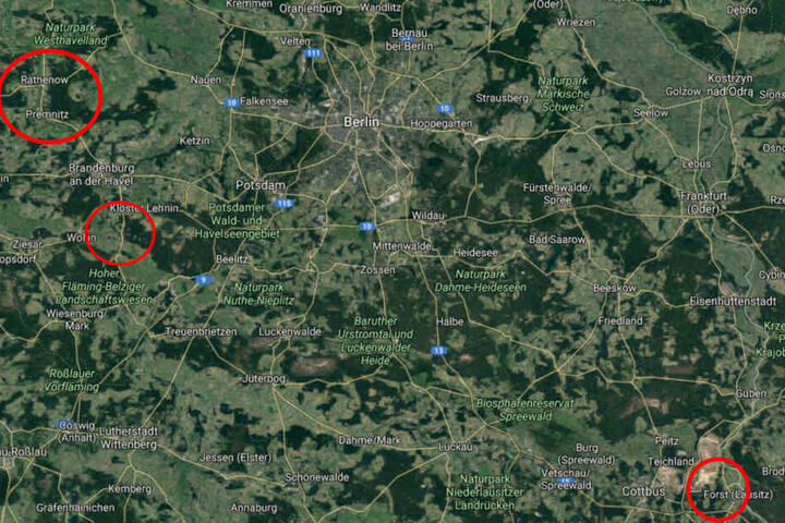 Durchsucht wurden Objekte in Rathenow, Premnitz und Golzow. Deutlich weiter südlich: Forst, der Fundort der Leichen.