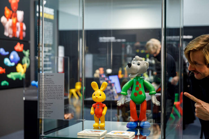 Hase & Wolf - die beliebten Helden der Trickfilmserie "Nu Pogodi" ("Na warte!) dürfen in der Ausstellung nicht fehlen.