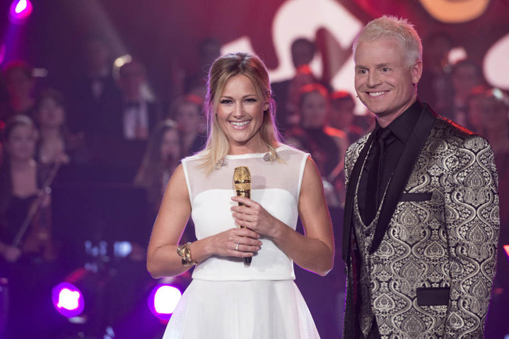 Helene Fischer am Samstagabend mit Moderator Guido Cantz.