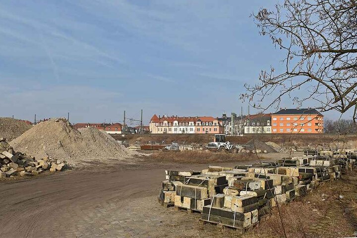 Die Harkortstraße zwischen Pieschen und der Neustadt: Grüne und SPD wollen hier so schnell wie möglich ein Bad bauen.