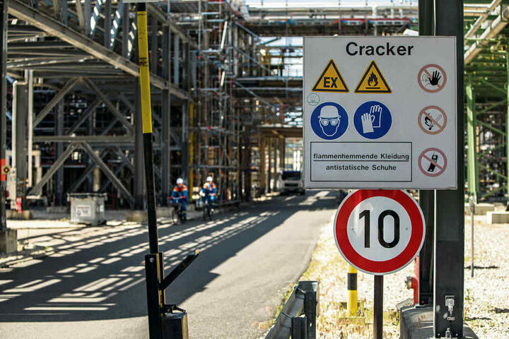 Rund 250 komplexe technische Systeme bilden zusammen das Chemiewerk. 73 davon entfallen allein auf den Cracker.