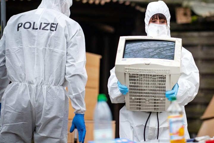 Mehrfach wurden Teile des Campingplatzes in Lügde von der Polizei durchsucht.