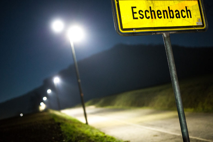 In der 2200-Einwohner-Gemeinde Eschenbach erkranken auffällig viele Kinder an Krebs.