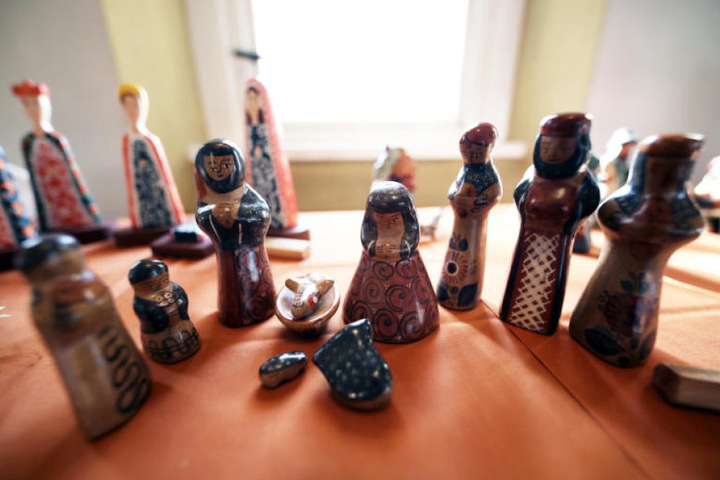 Krippen-Figuren gehören ebenfalls zur Sammlung.
