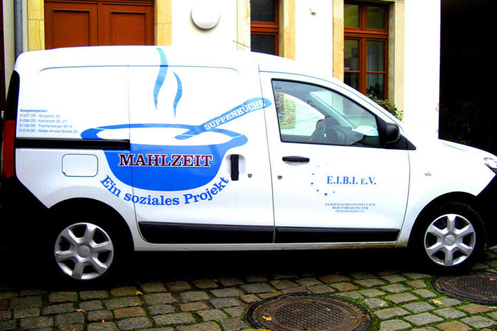 Diesen auffälligen Dacia stahlen die Diebe.