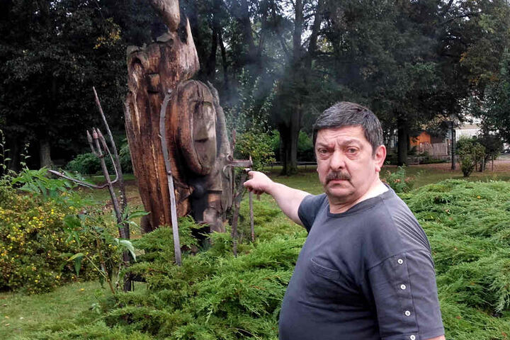 Hausmeister Klaus-Peter Häßler (60) ist entsetzt über den Brandanschlag.