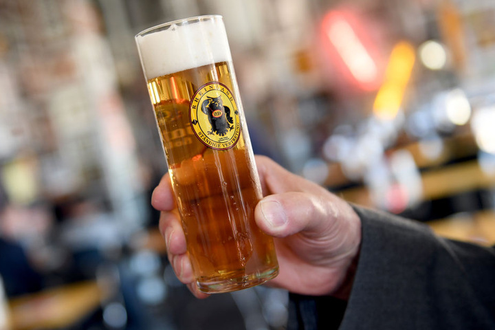 Der Kölner gibt auch gerne mal einen aus.