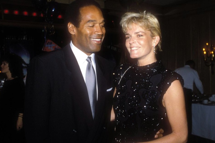Von 1985 bis 1992 waren O.J. Simpson und Nicole Brown (35) verheiratet. Am 12. Juni 1994 wurde sie tot in ihrem Haus aufgefunden.