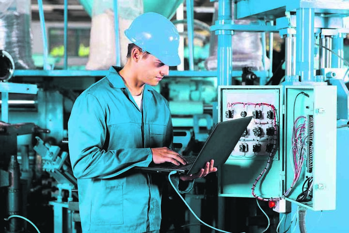 Sachsens Unternehmer werben um Rückkehrer, denn sie haben Probleme ihre freien Stellen zu besetzen. Davon sind Industrie und Handwerk gleichermaßen betroffen.