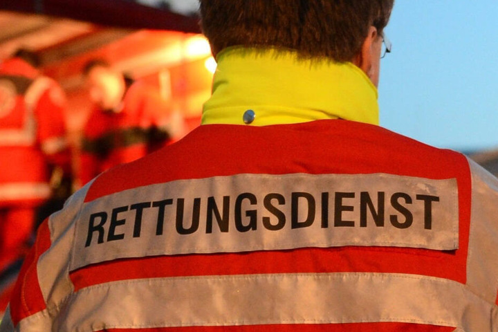 Der 17-Jährige kam zur Behandlung ins Krankenhaus. (Symbolbild)