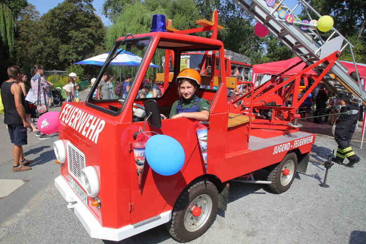 Es gab viel zu schauen: Die Feuerwehr war wieder eines der Highlights bei den Kids.