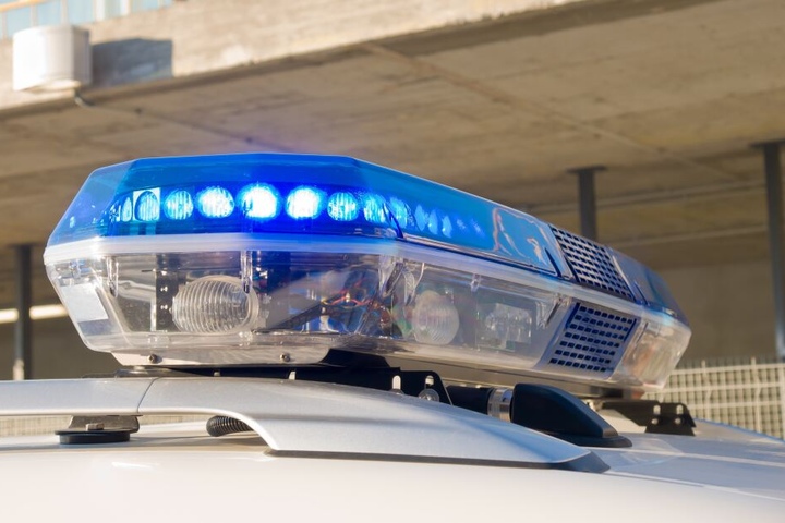 Die Polizei erwischte den vermeintlichen Dealer auf frischer Tat. (Symbolbild)