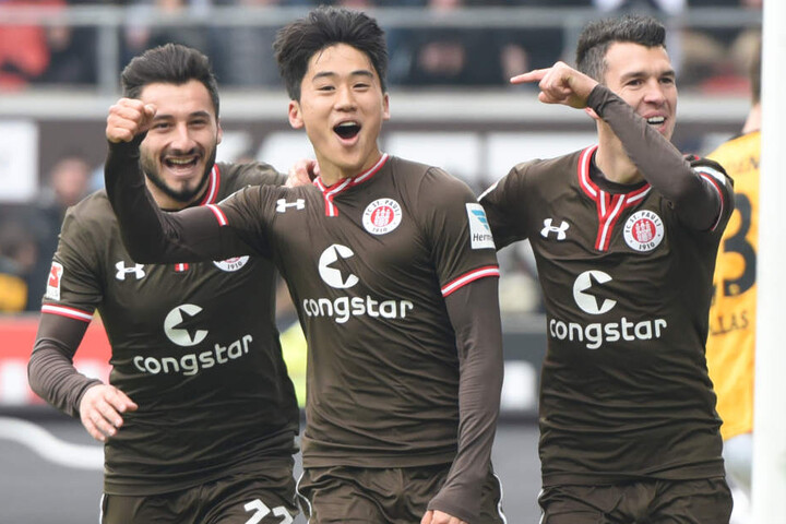 Kyoung-Rok Choi (Mitte) hatte in dieser Saison keine Gelegenheit zu jubeln.