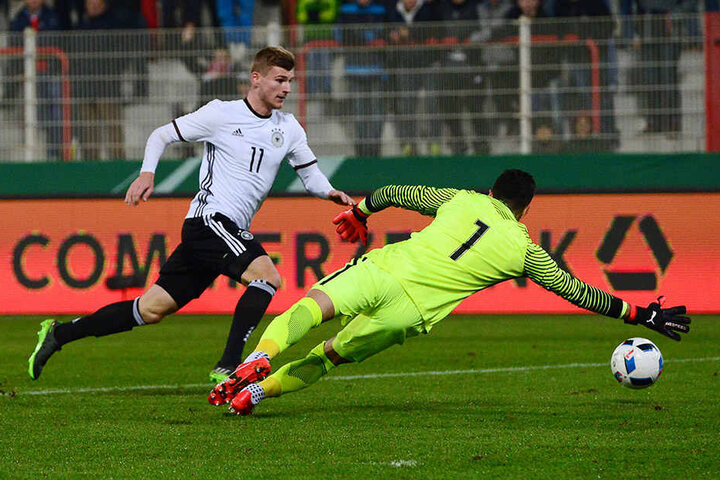 Bisher lief Timo Werner für Deutschlands U21 auf. Gegen England könnte er sein Debüt für "Die Mannschaft" geben.