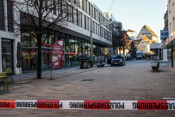 Zur Sicherheit durften sich keine Passanten nähern.
