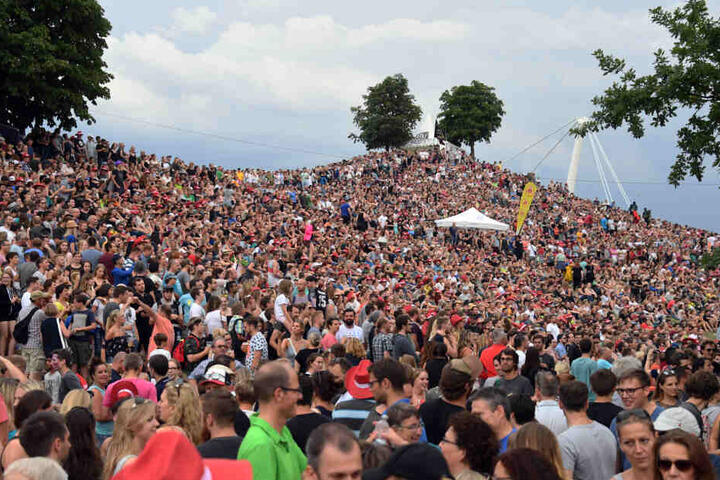 Besucher des Fests im Jahr 2017.