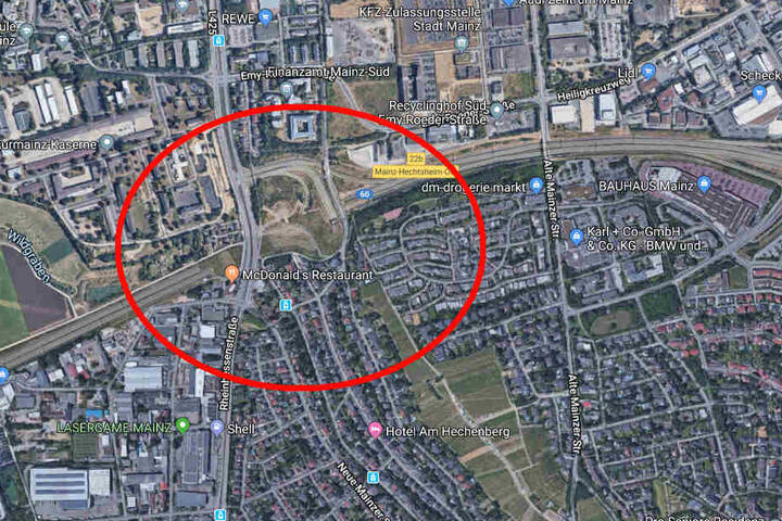 Der Autbahn-Tunnel auf der A60 bei Mainz-Hechtsheim war für rund drei Stunden voll gesperrt.