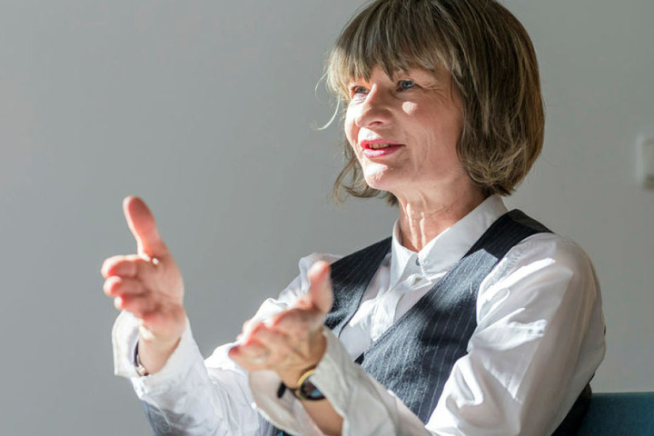 Noch bis 29. März fordert OB Barbara Ludwig die Bürger auf, Marx-Devotionalien für eine Ausstellung einzureichen.