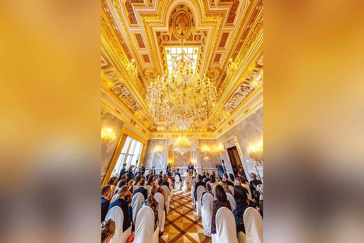 Im kleinen Ballsaal des Residenzschlosses durfte noch nie ein Paar heiraten. Bis jetzt.