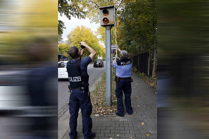 Auch ein Blitzer an der Paul-Jäkel-Straße ist beschmiert worden.