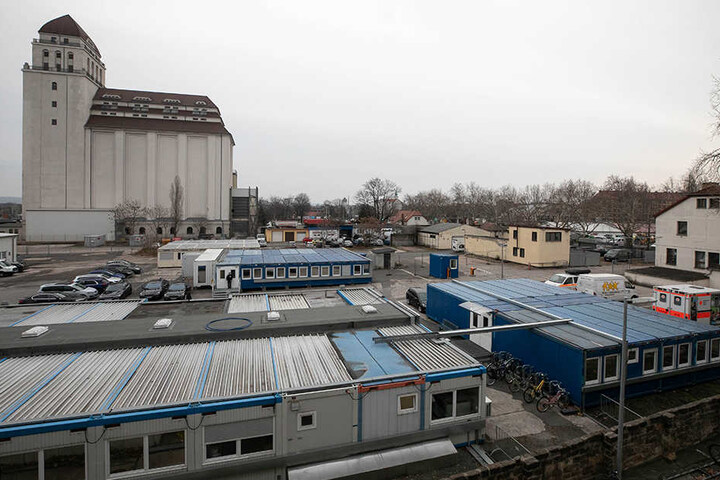 Das Übergangs-Ankerzentrum in Dresden: Anker steht für Ankunft, Entscheidung und Rückführung.