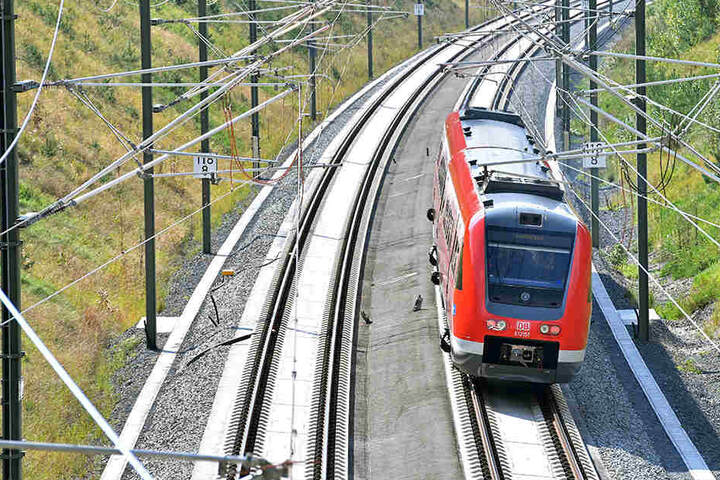 Thüringen will weiter für die Elektrifizierung der Mitte-Deutschland-Bahnstrecke kämpfen.