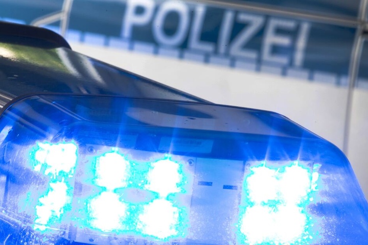 Die Polizei leitete ein Strafverfahren gegen den Polo-Fahrer ein.