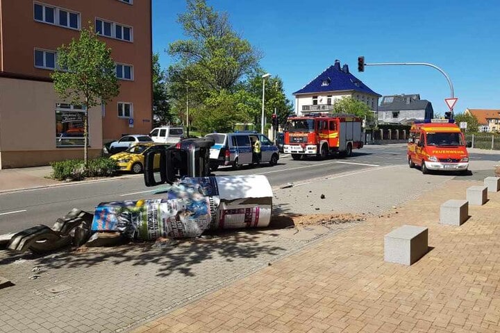 Feuerwehr, Polizei sowie Rettungsdienst waren im Einsatz.