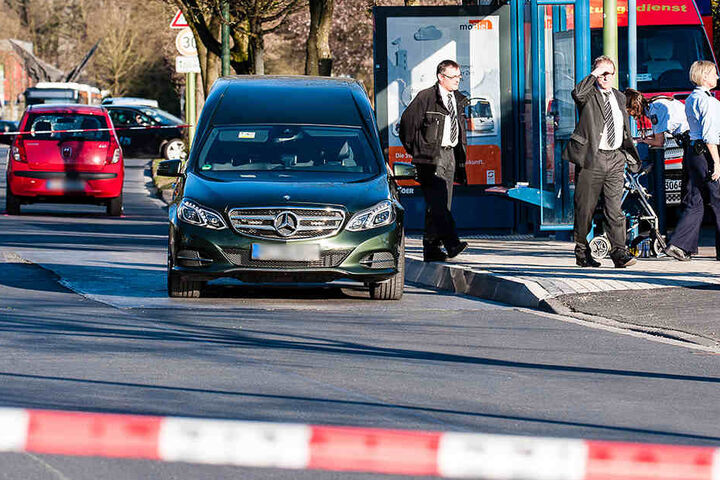 Der 94-jährige Mann verstarb noch am Unfallort.
