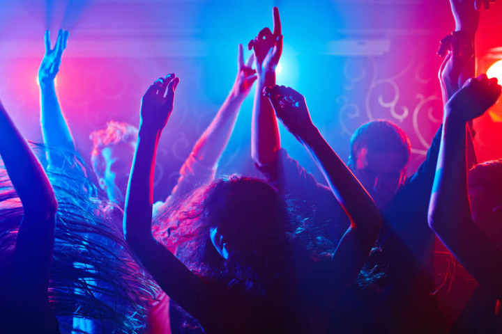 Im August findet dann das Techno-Festival statt. (Symbolfoto)