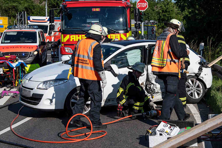 Das Bild zeigt einen der beiden am Unfall beteiligten Kleinwagen.