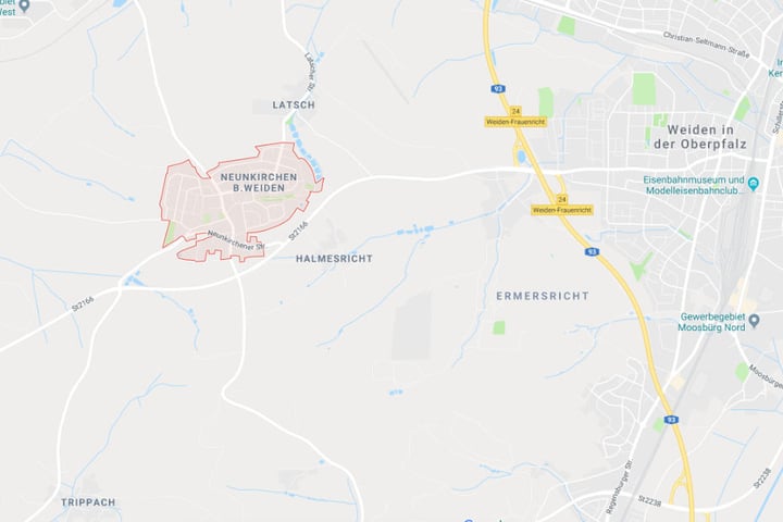 Der schreckliche Zwischenfall ereignete sich vor einem Kindergarten in Neunkirchen in Bayern.