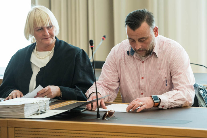 Sorgt mit PEGIDA weltweit für Negativ-Schlagzeilen über Dresden: Lutz Bachmann (43).