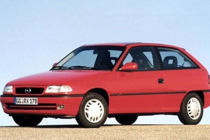 So sah ein Opel Astra übrigens 1997, also vor 20 Jahren, aus.
