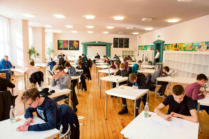 30 Schüler aus ganz Deutschland schafften es ins Bundesfinale des Wettbewerbs. Vorigen September waren 20 000 Teilnehmer ins Rennen gegangen.