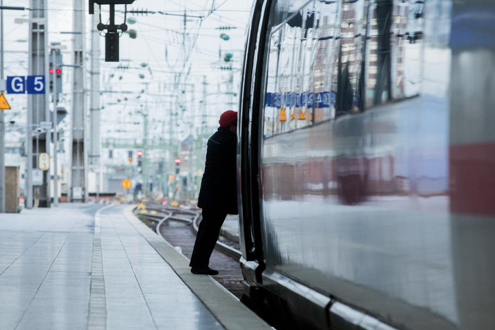 Nichts ging mehr am Kölner Hauptbahnhof am Donnerstagabend.