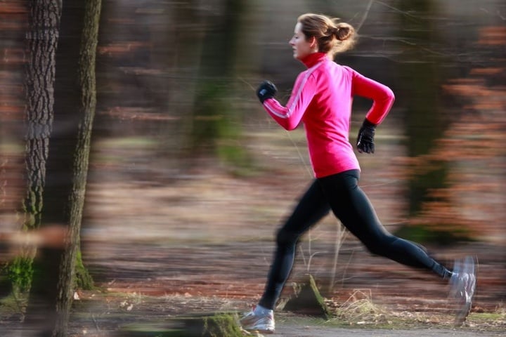Die Frau wurde von dem Perversen beim Joggen verfolgt. (Symbolbild)