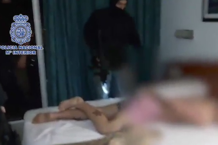 Die Polizei veröffentlichte ein Video der Festnahme.