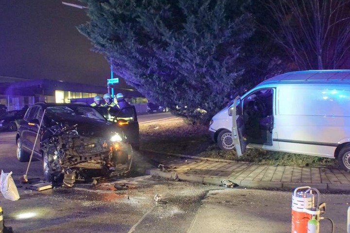 Die Feuerwehr musste einige Stunden Aufräumarbeit leisten.