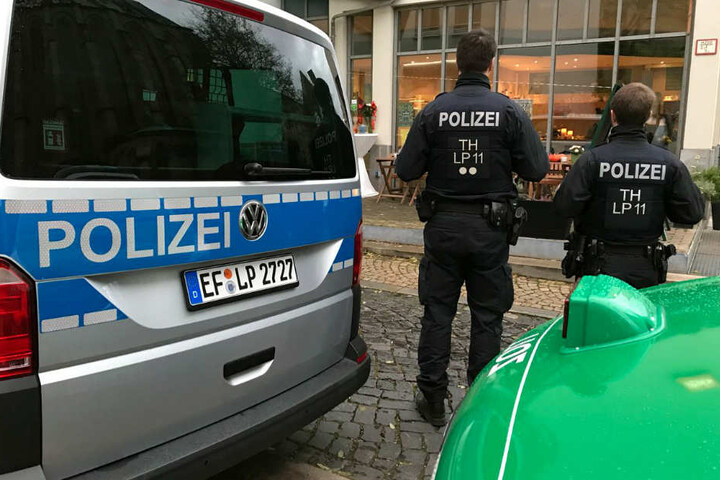 Eine Bäckerei traf die verdachtsunabhängige Durchsuchung am Freitagnachmittag.
