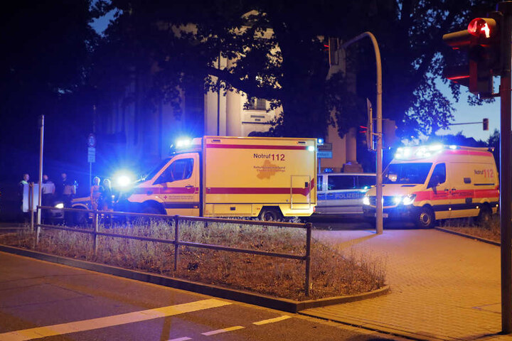 Bei dem Brand wurden drei Personen verletzt.